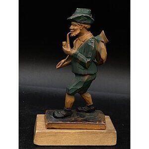 German Swiss 6” Hunter Figurine Smoking Pipe Rifle Backpack Resin Oktoberfest